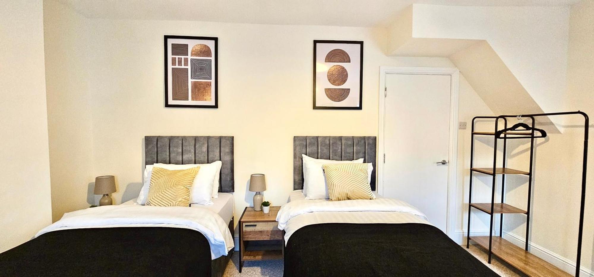 Bedford Street By Switchback Apartment *
