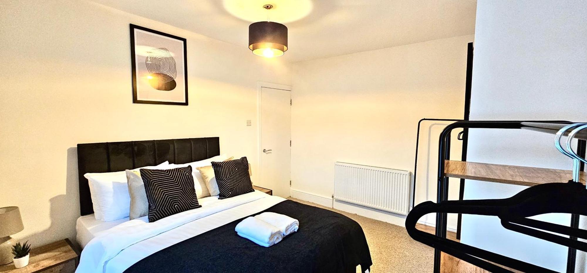 Bedford Street By Switchback Apartment