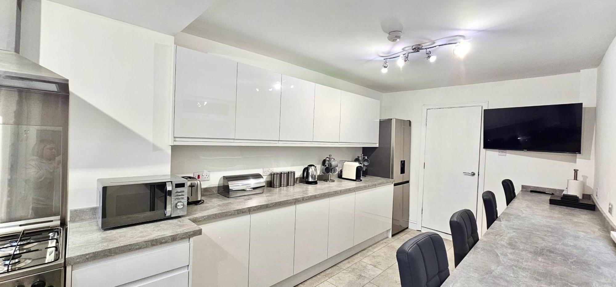 Bedford Street By Switchback Apartment